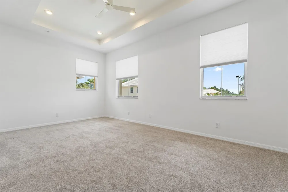 4273 E Main Street Jupiter, FL 33458