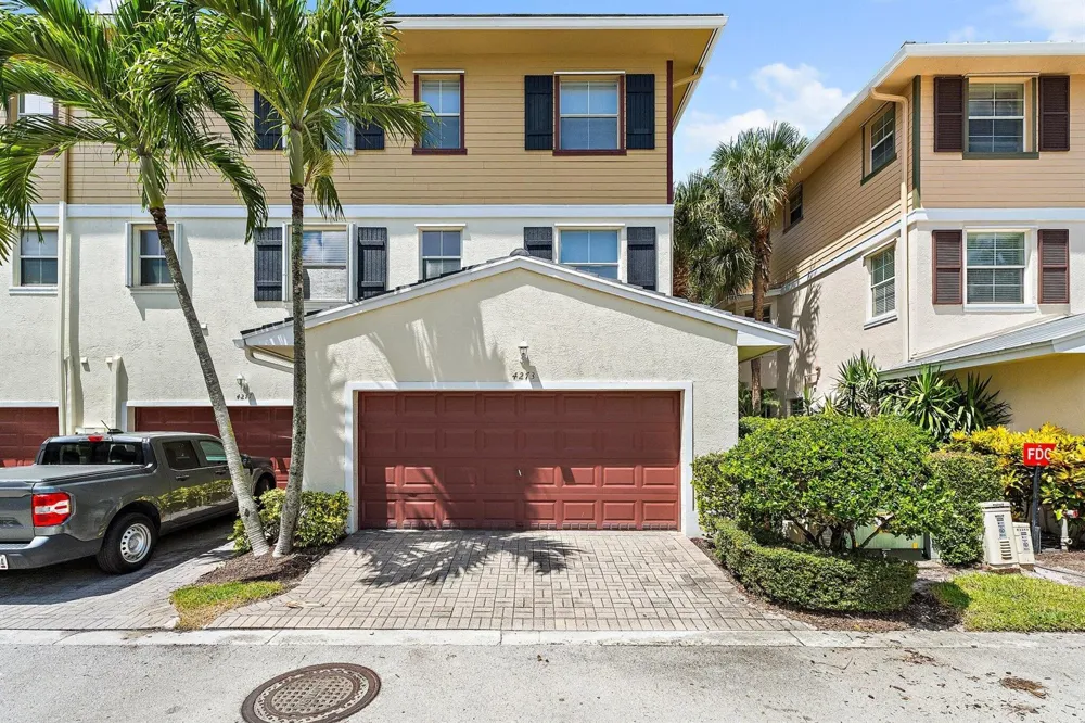 4273 E Main Street Jupiter, FL 33458