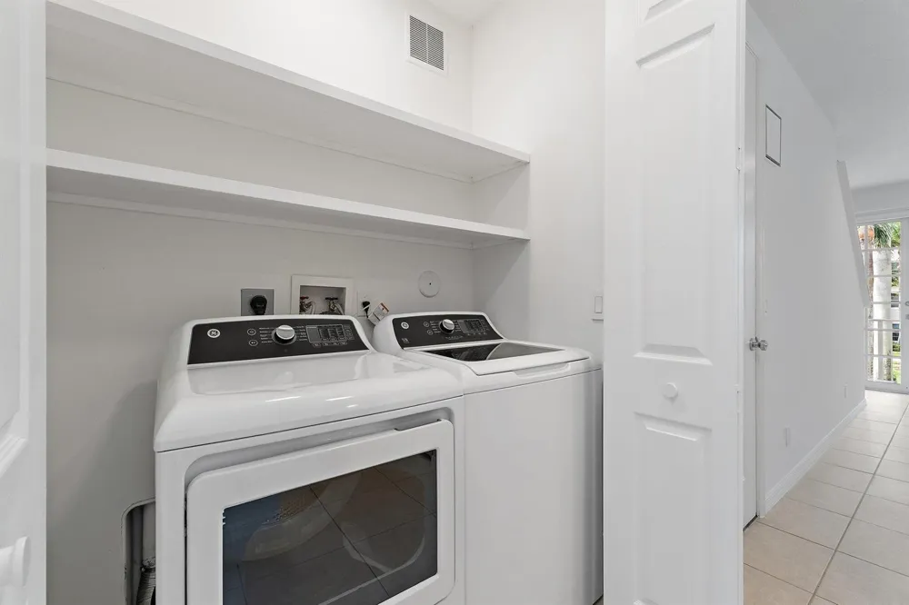 4273 E Main Street Jupiter, FL 33458