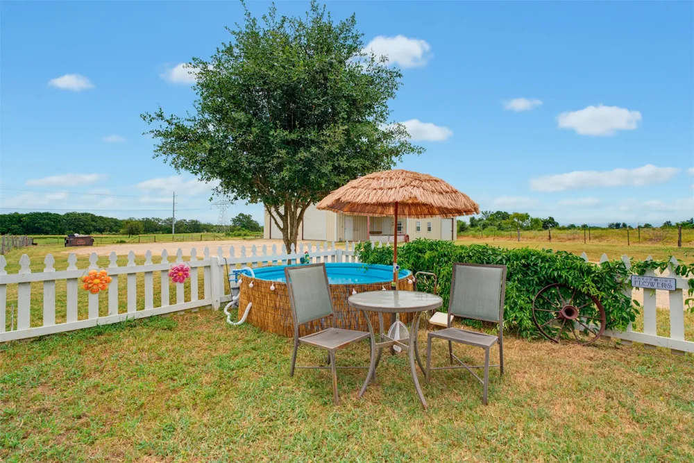 4493 County Road 304 Rockdale, TX 76567