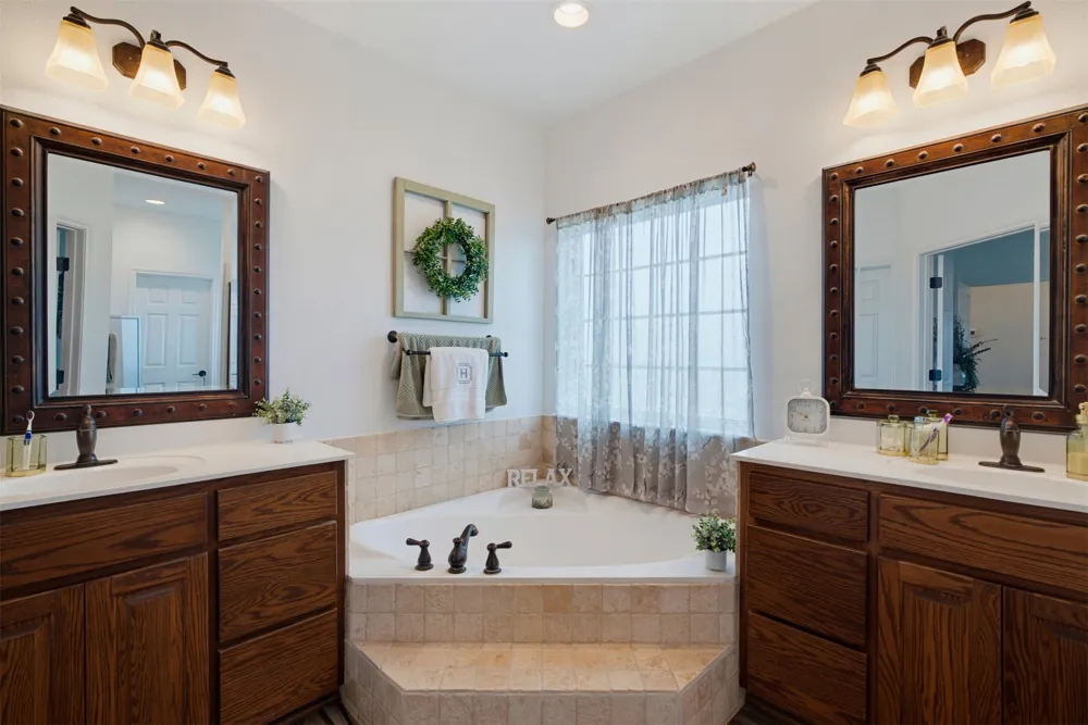 4493 County Road 304 Rockdale, TX 76567