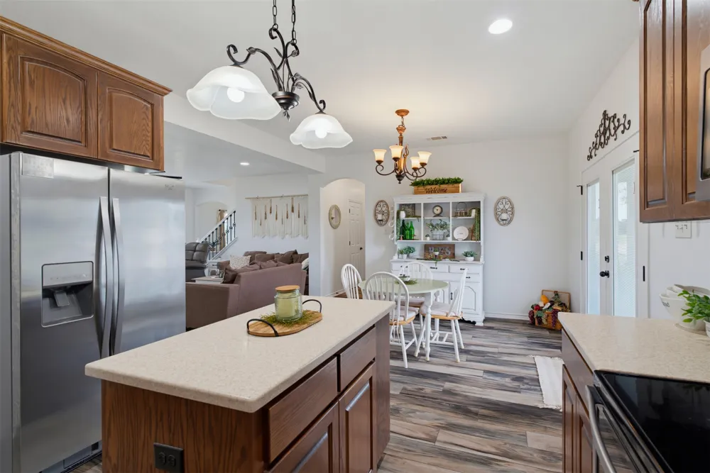 4493 County Road 304 Rockdale, TX 76567
