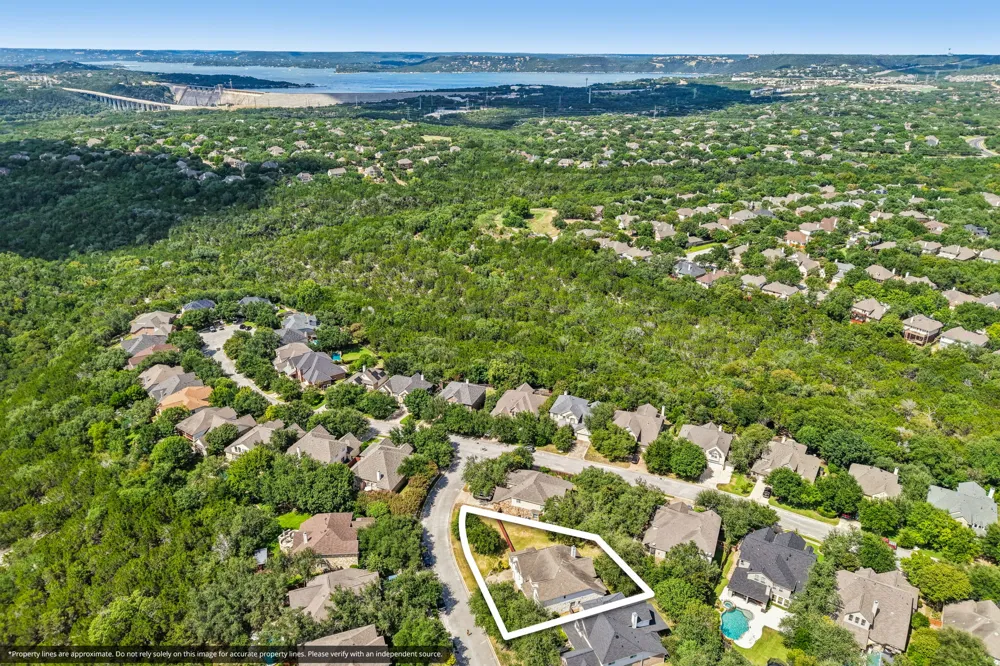 2521 Lipizzan Drive Austin, TX 78732