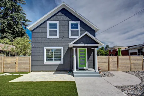 500 W McLoughlin Boulevard