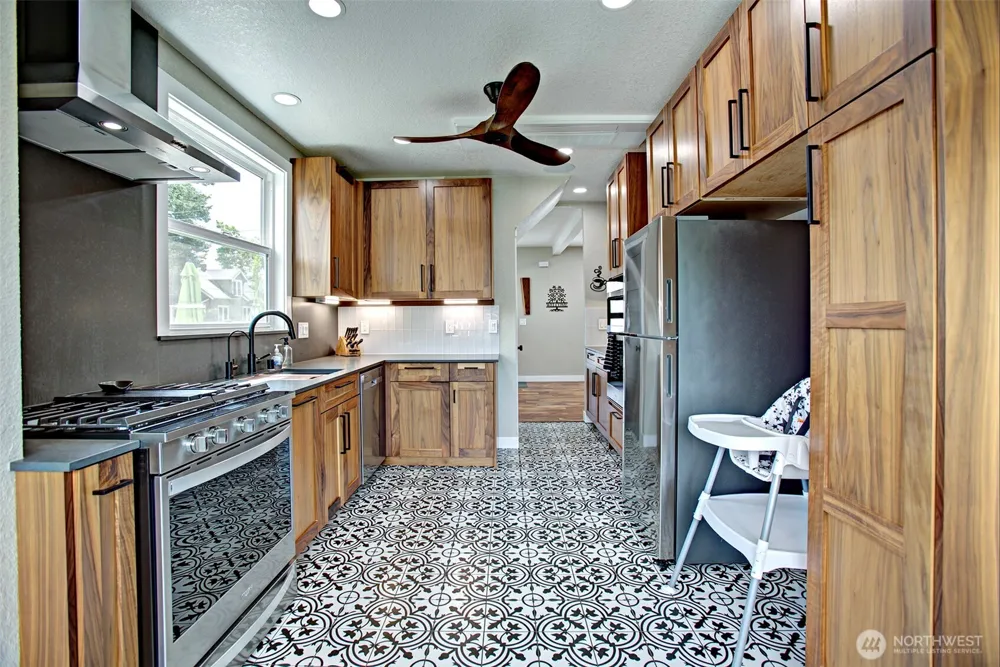 500 W McLoughlin Boulevard Vancouver, WA 98660