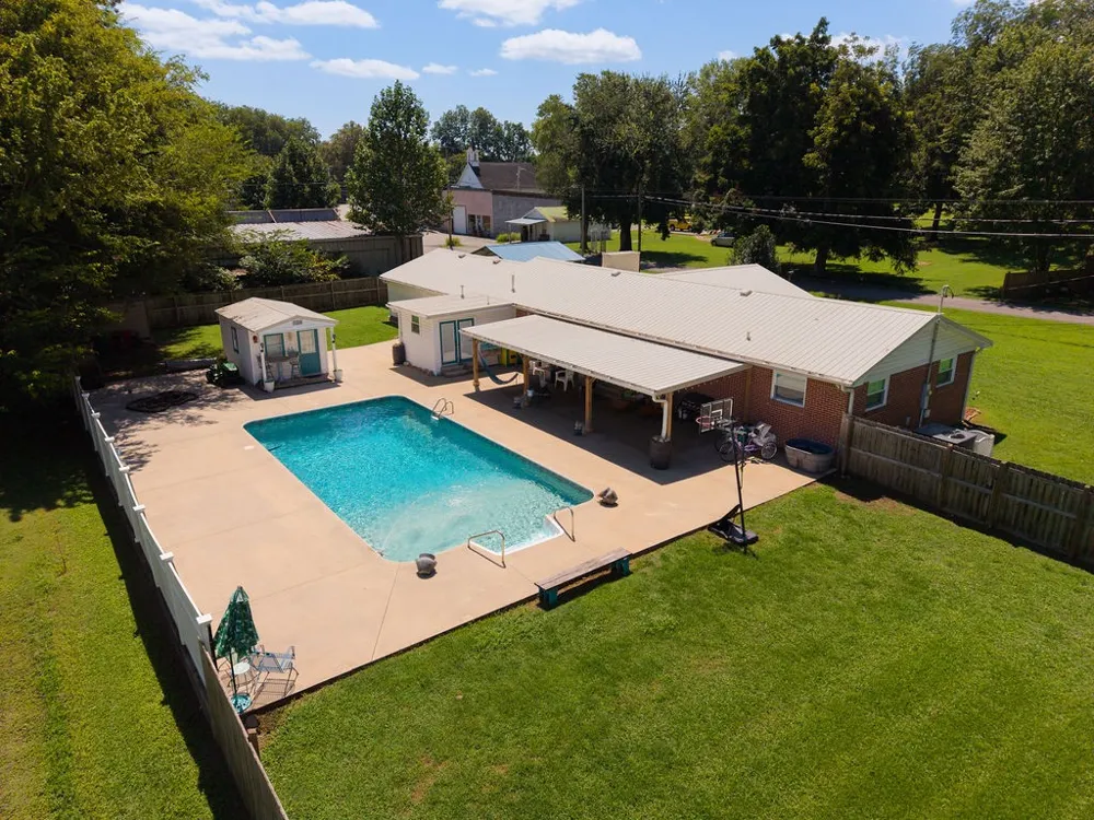 60 Lynn St Morrison, TN 37357