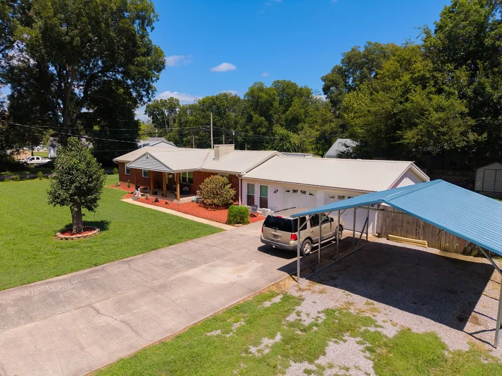 60 Lynn St Morrison, TN 37357