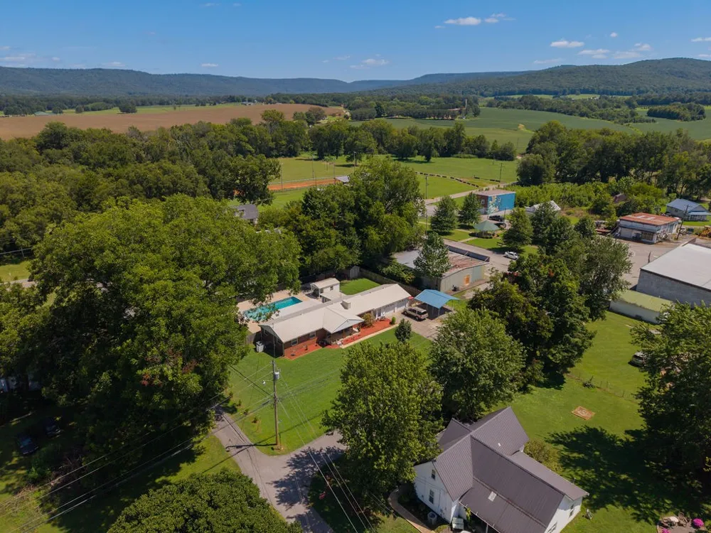 60 Lynn St Morrison, TN 37357
