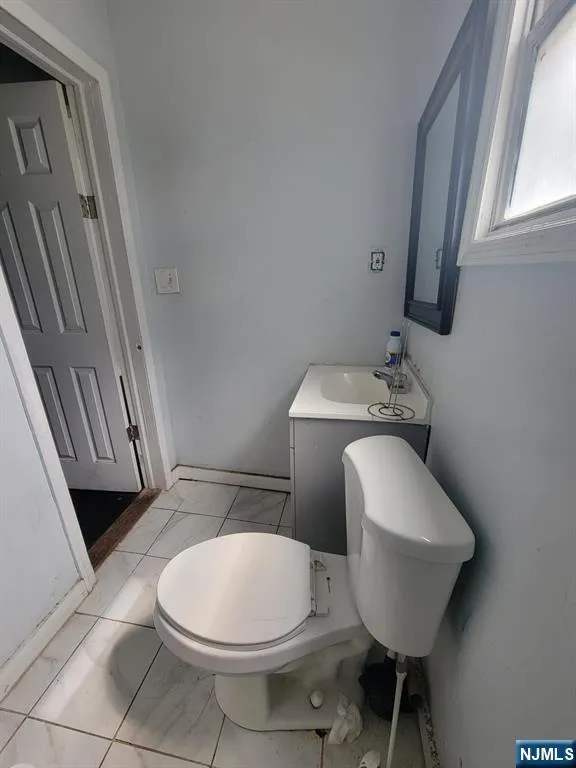 476 Laurel Street Orange, NJ 07050