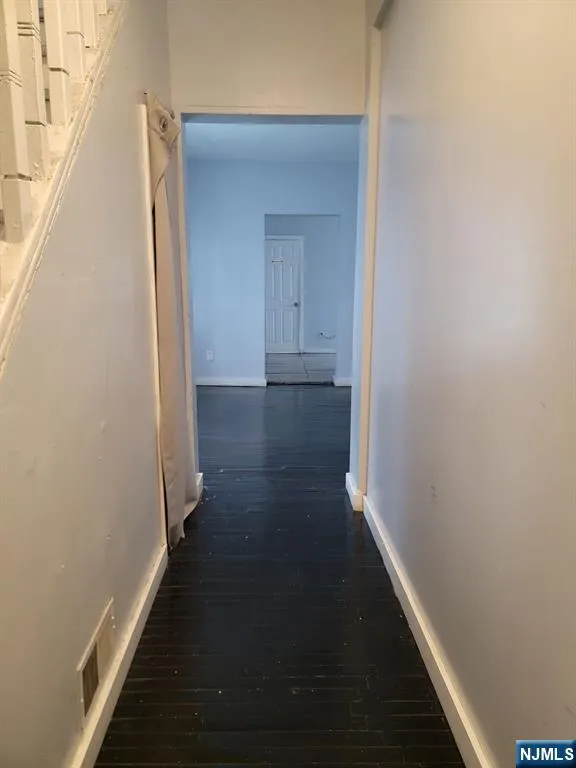 476 Laurel Street Orange, NJ 07050