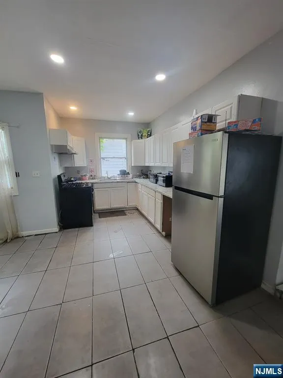 476 Laurel Street Orange, NJ 07050