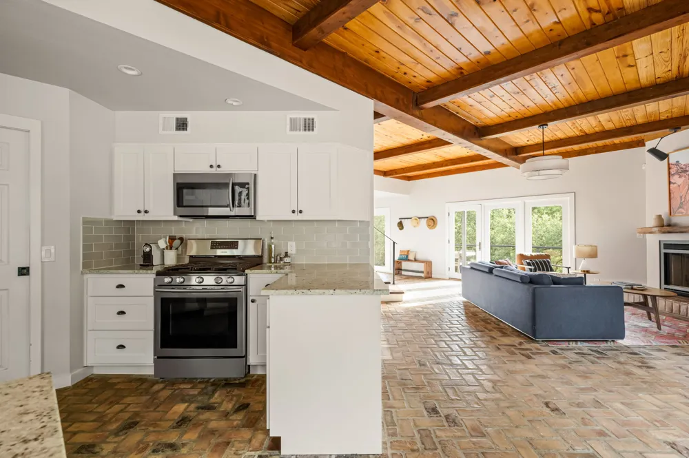 510 River Rapids Road Wimberley, TX 78676