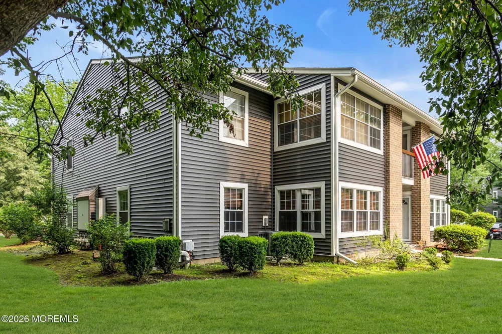 39 Pennsylvania Way North Brunswick, NJ 08902