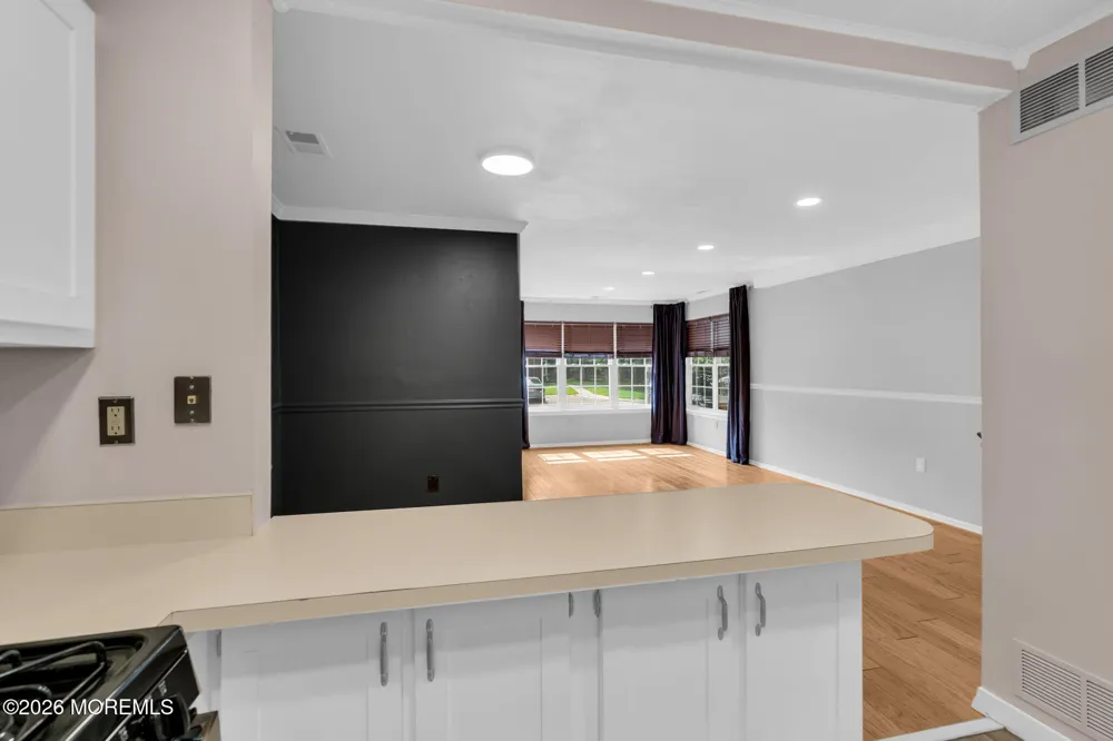 39 Pennsylvania Way North Brunswick, NJ 08902