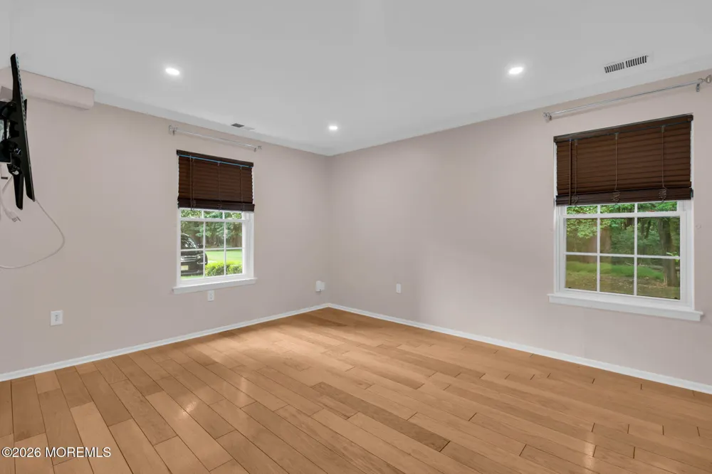 39 Pennsylvania Way North Brunswick, NJ 08902
