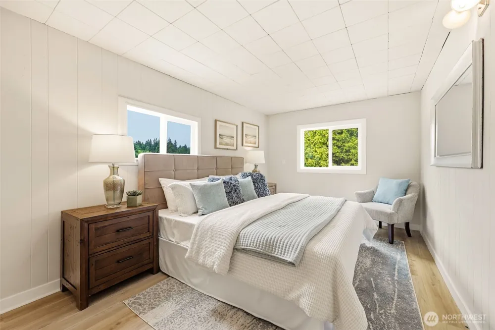 10713 15th Avenue NE Seattle, WA 98125