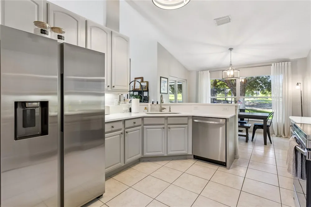39843 GROVE HEIGHTS Lady Lake, FL 32159