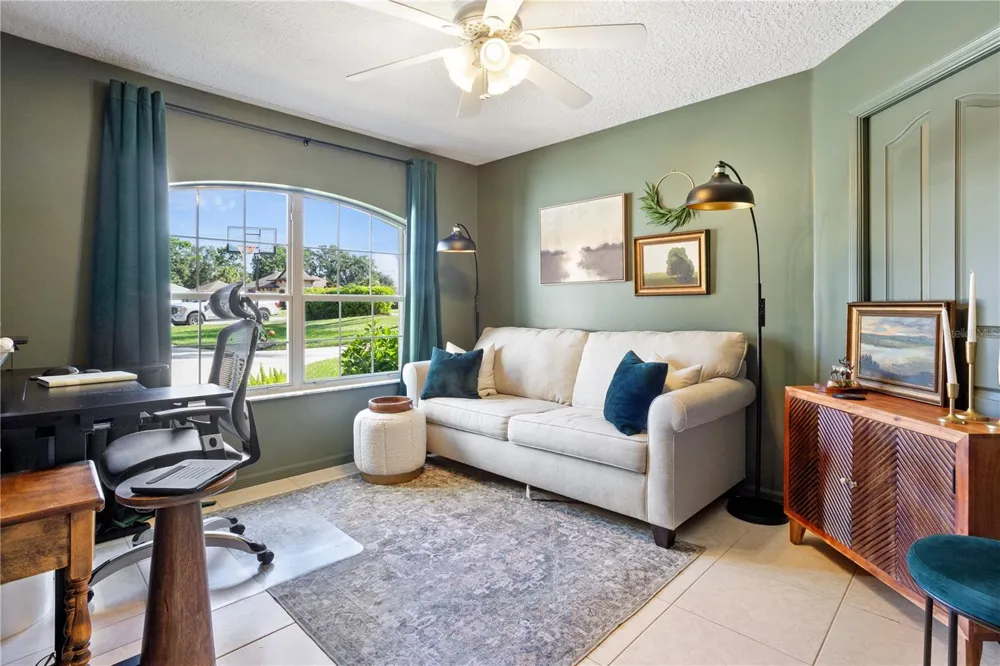 39843 GROVE HEIGHTS Lady Lake, FL 32159