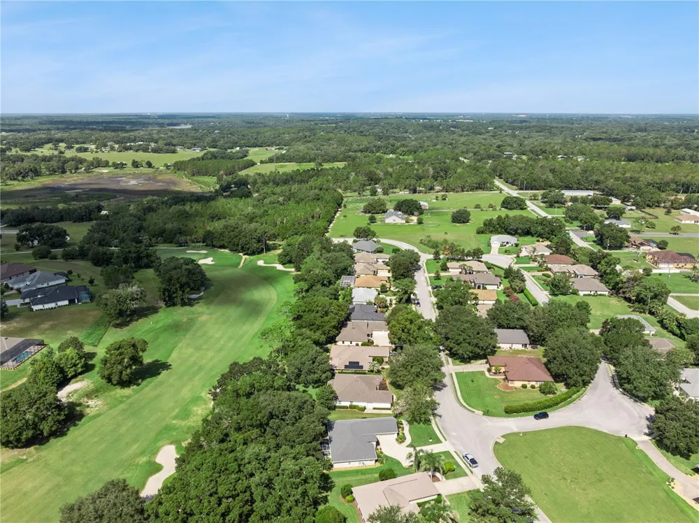 39843 GROVE HEIGHTS Lady Lake, FL 32159