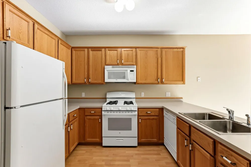 4826 Bluff Heights Trail SE Prior Lake, MN 55372