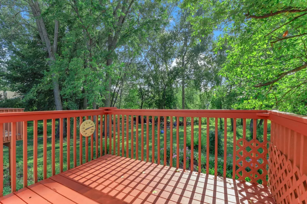 4826 Bluff Heights Trail SE Prior Lake, MN 55372