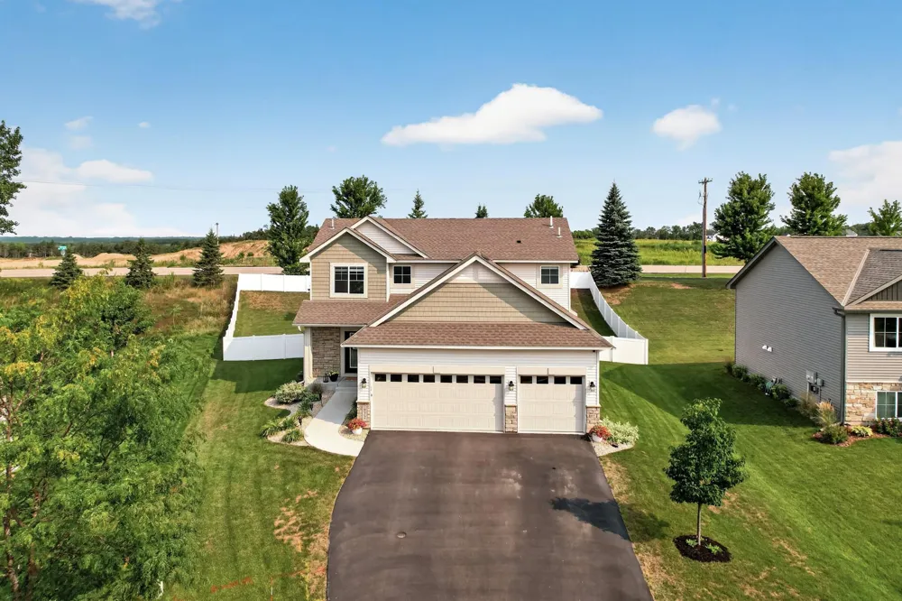972 Forest Edge Circle Jordan, MN 55352