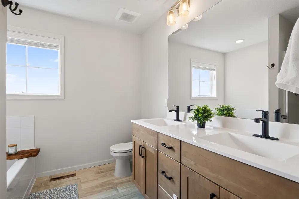 972 Forest Edge Circle Jordan, MN 55352