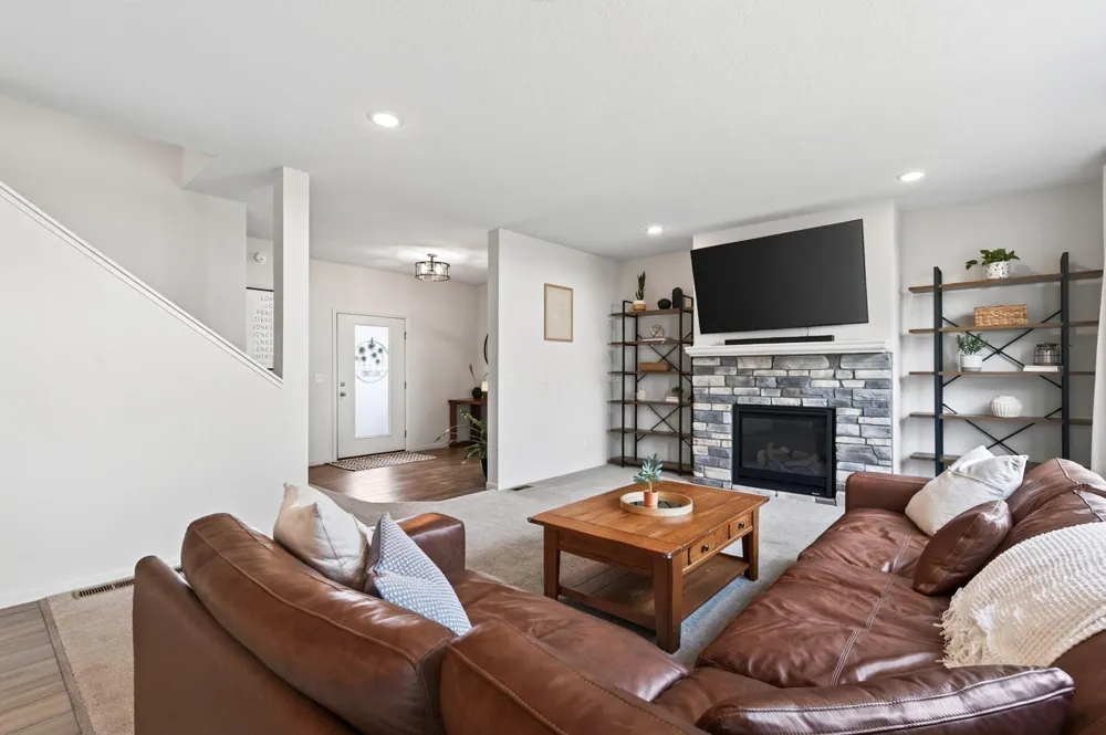 972 Forest Edge Circle Jordan, MN 55352