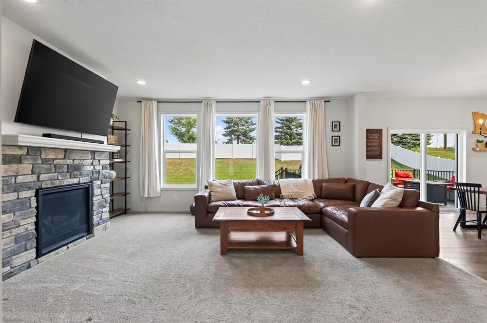 972 Forest Edge Circle Jordan, MN 55352