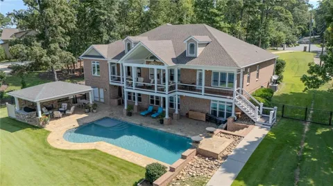 118A Stephanie Lane NE