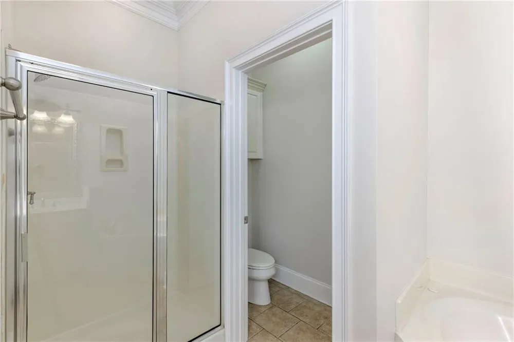 8720 Parker Place Roswell, GA 30076