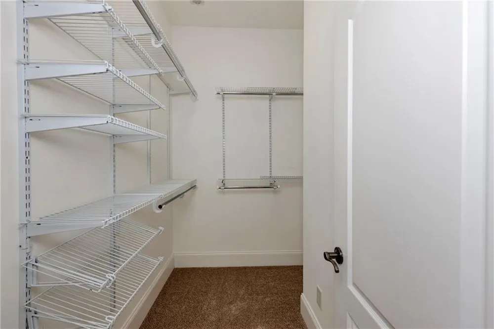 8720 Parker Place Roswell, GA 30076