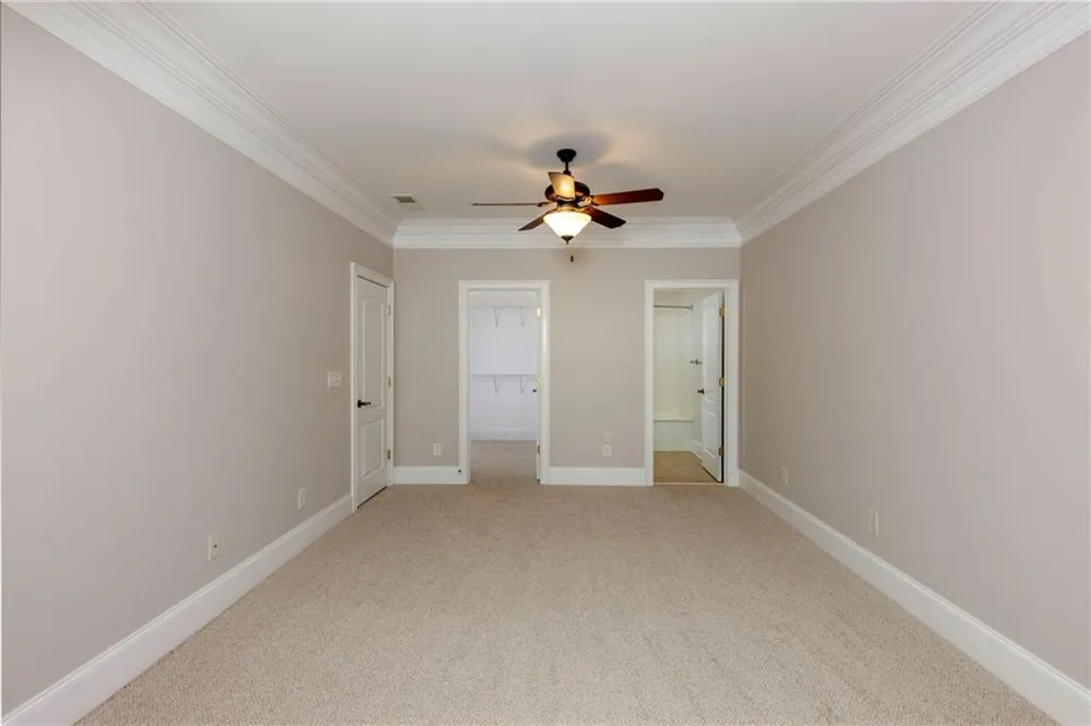 8720 Parker Place Roswell, GA 30076