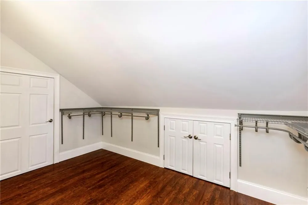 8720 Parker Place Roswell, GA 30076