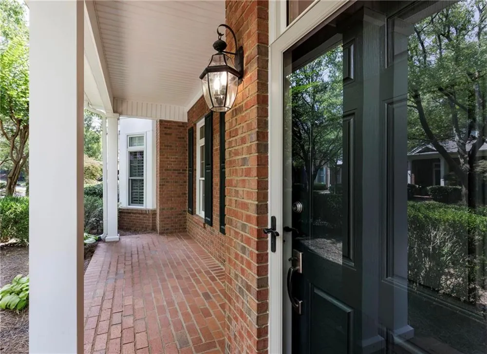 8720 Parker Place Roswell, GA 30076