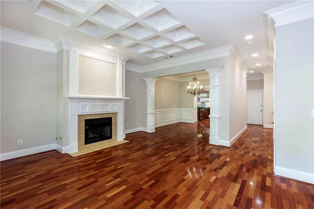 8720 Parker Place Roswell, GA 30076