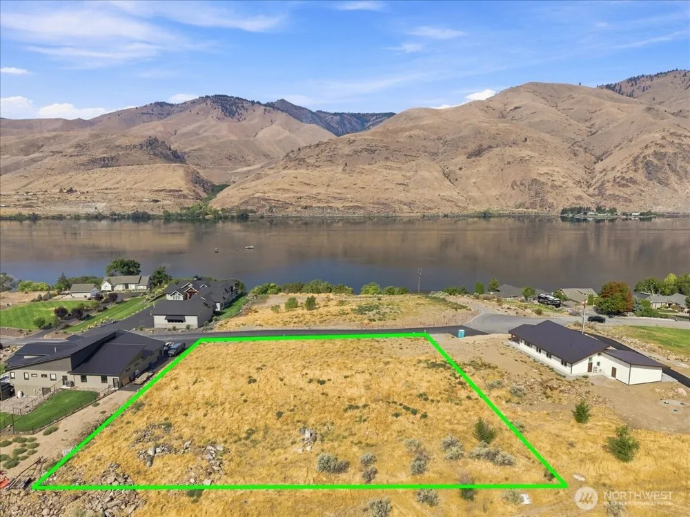 55 Shore Drive East Wenatchee, WA 98802