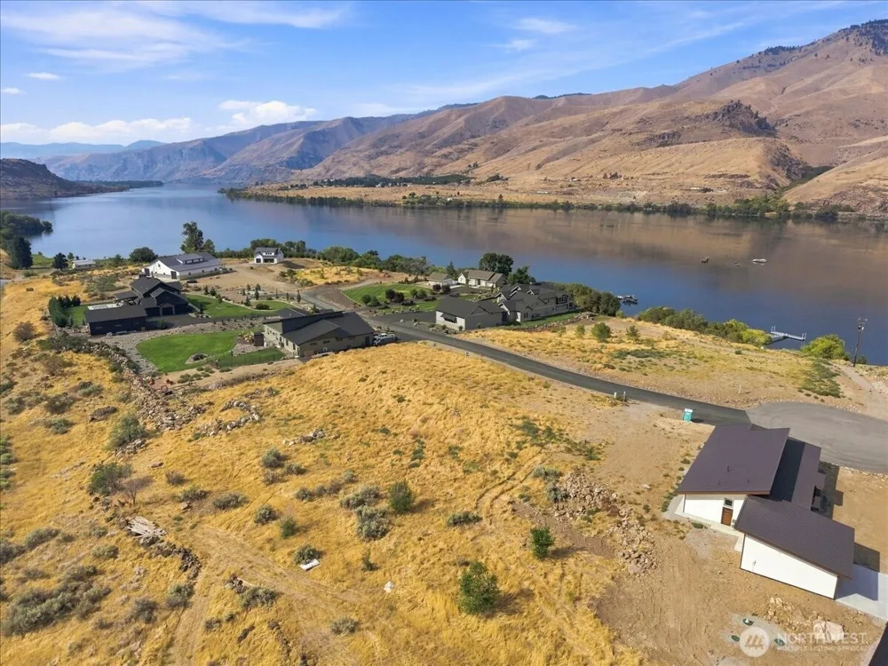 55 Shore Drive East Wenatchee, WA 98802