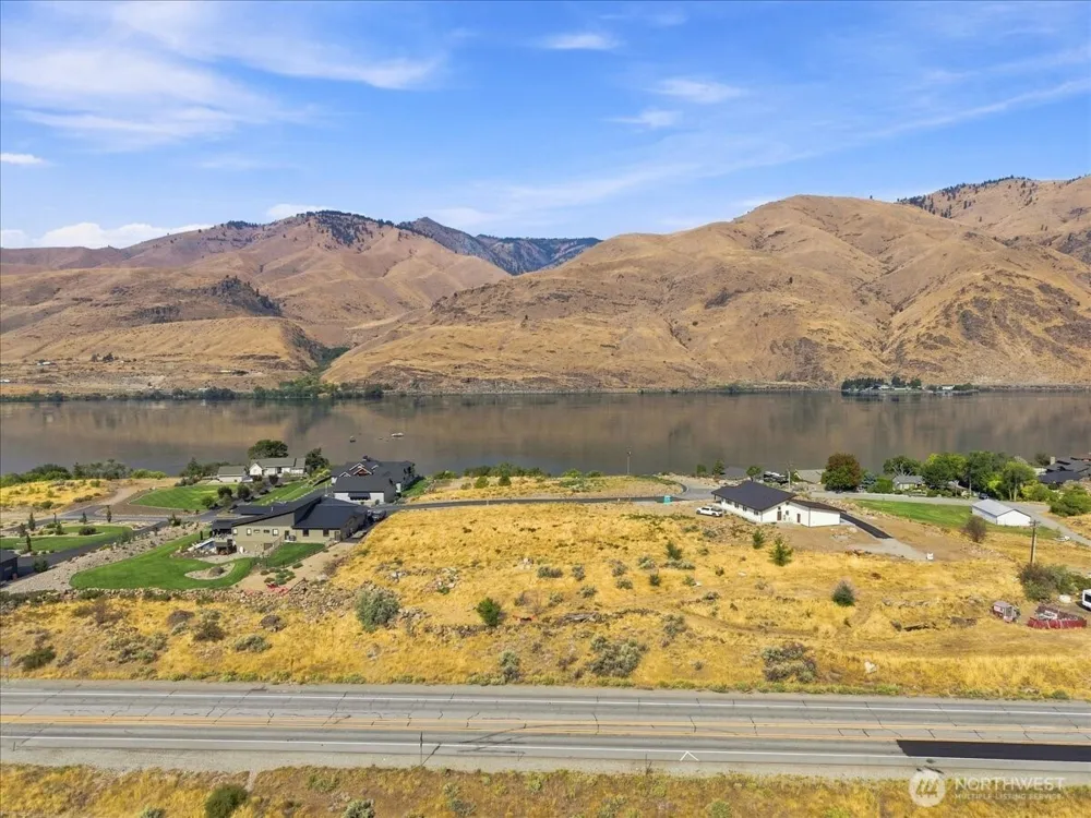55 Shore Drive East Wenatchee, WA 98802