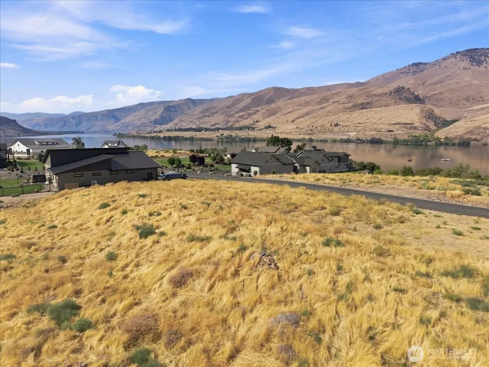 55 Shore Drive East Wenatchee, WA 98802