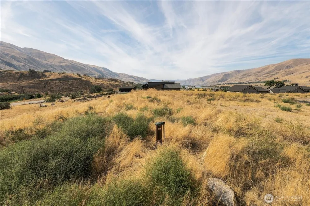 55 Shore Drive East Wenatchee, WA 98802