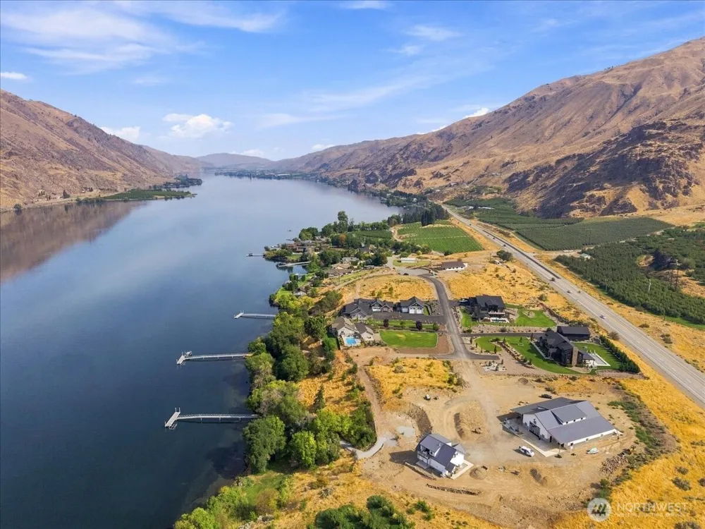 55 Shore Drive East Wenatchee, WA 98802