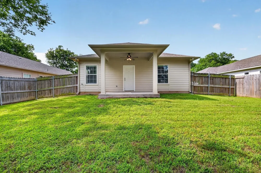 4404 Harris Street Greenville, TX 75401