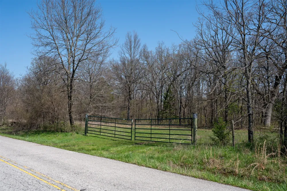 4 S 4530 ROAD Eucha, OK 74342
