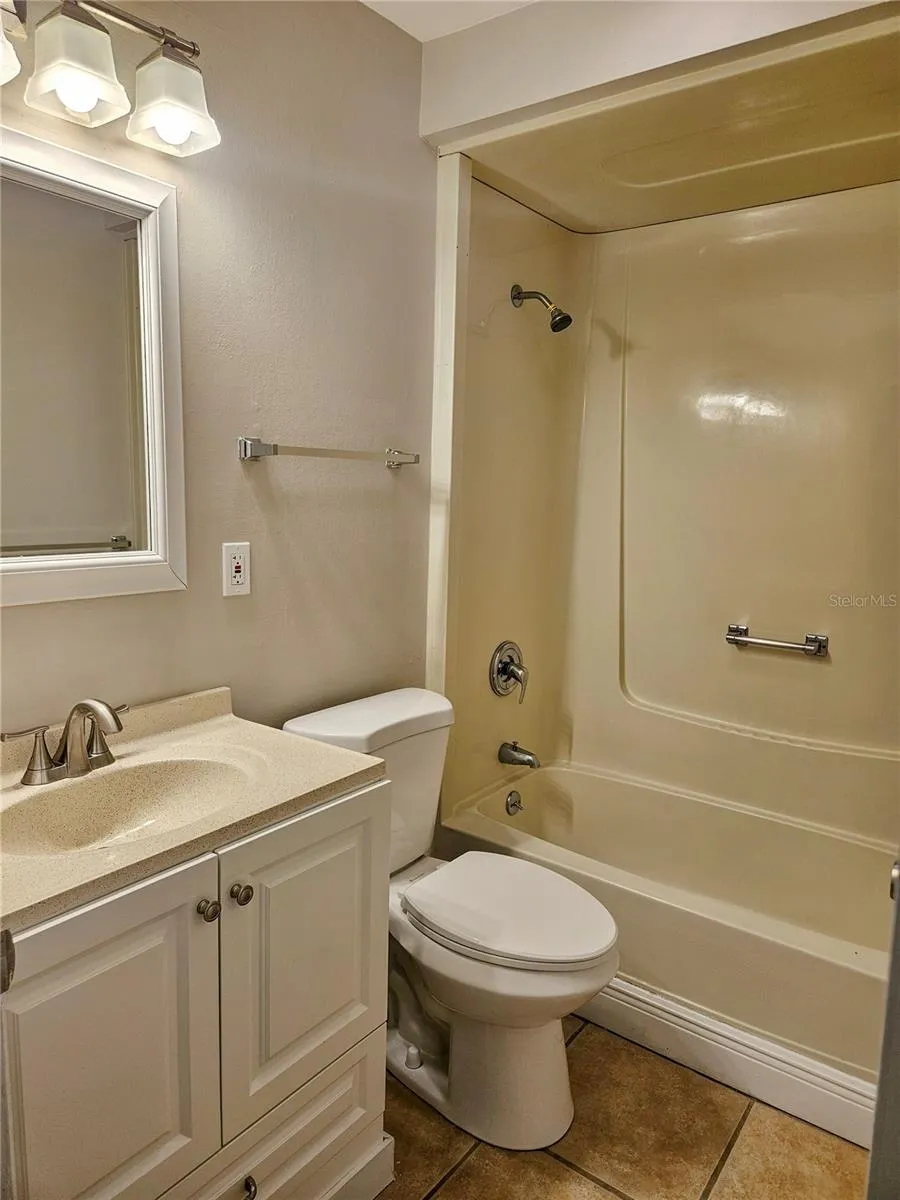 6092 BURCH STREET St Petersburg, FL 33709