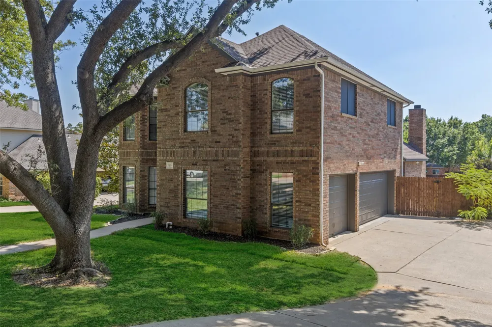 2601 Kimberly Drive Grapevine, TX 76051