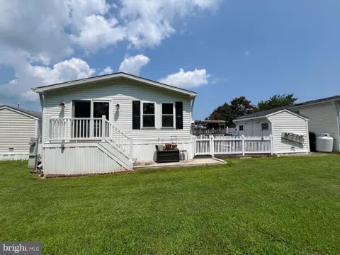 8220 SKIPJACK DRIVE