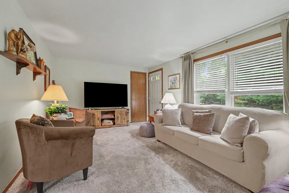 6525 McCords Avenue SE Alto, MI 49302