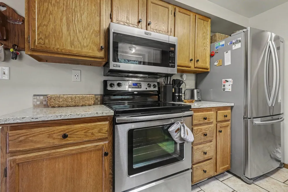 6525 McCords Avenue SE Alto, MI 49302
