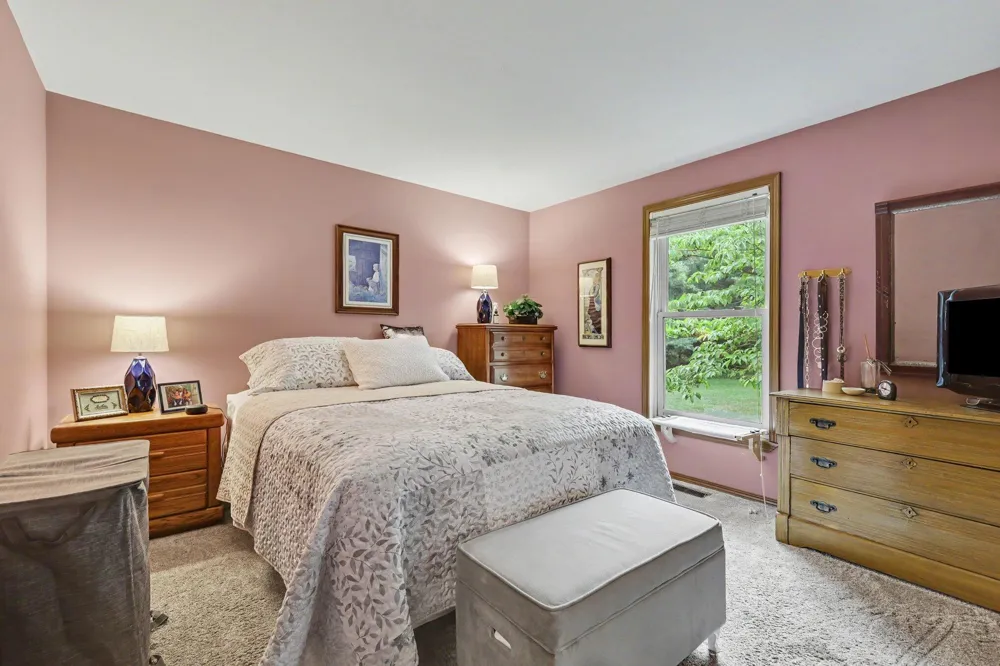 6525 McCords Avenue SE Alto, MI 49302